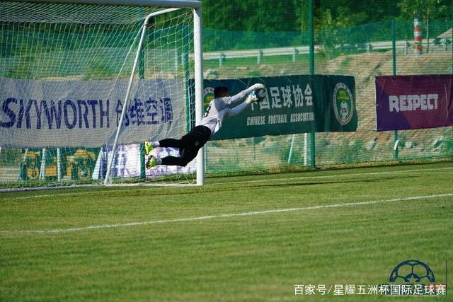 原帅34分山西送四川6连败 新疆大胜青岛5连胜