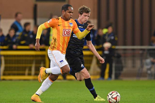 3年1.93亿！恩比德与76人提前续约 总价超3亿